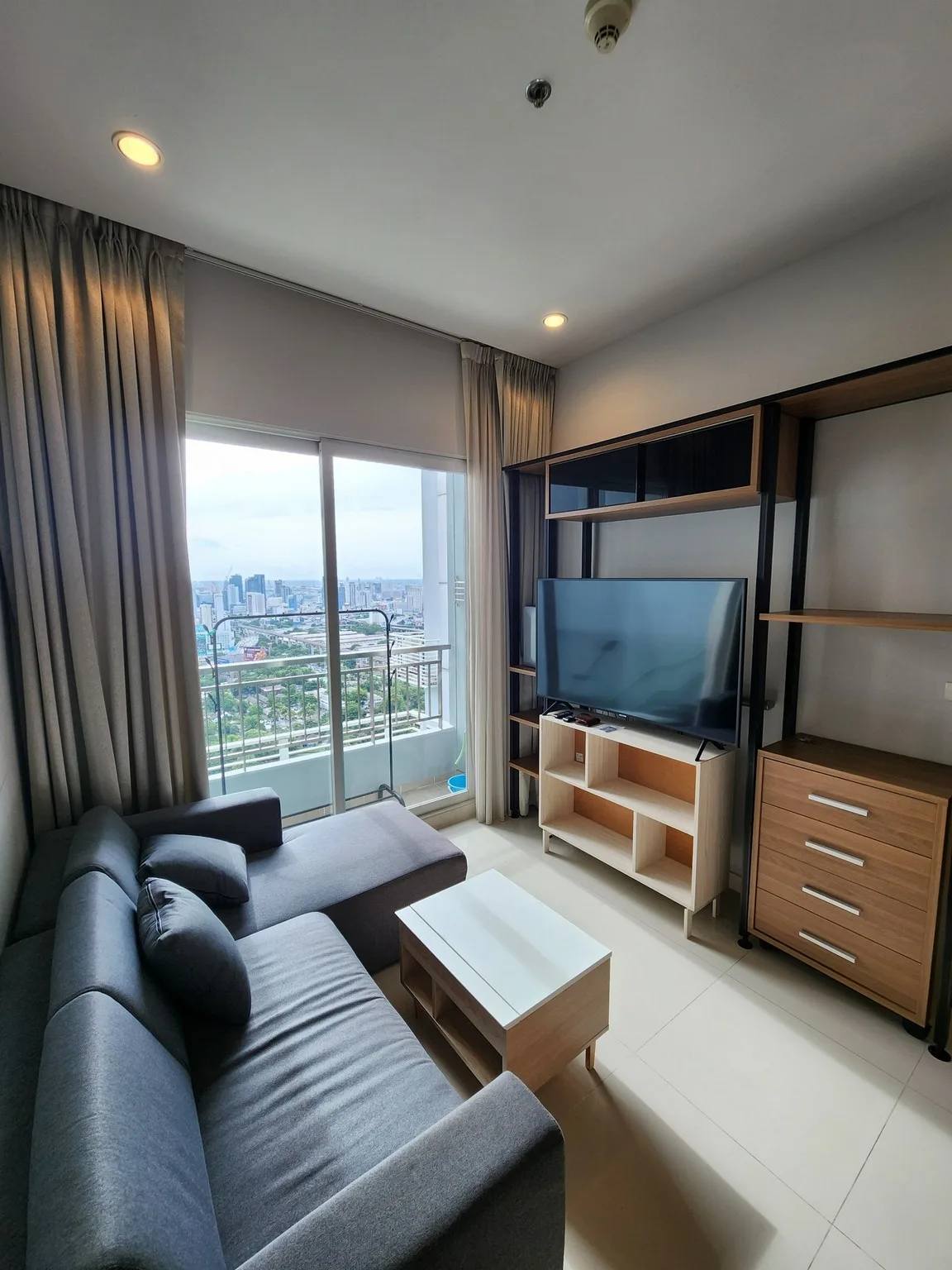 Property photos for Circle Condominium