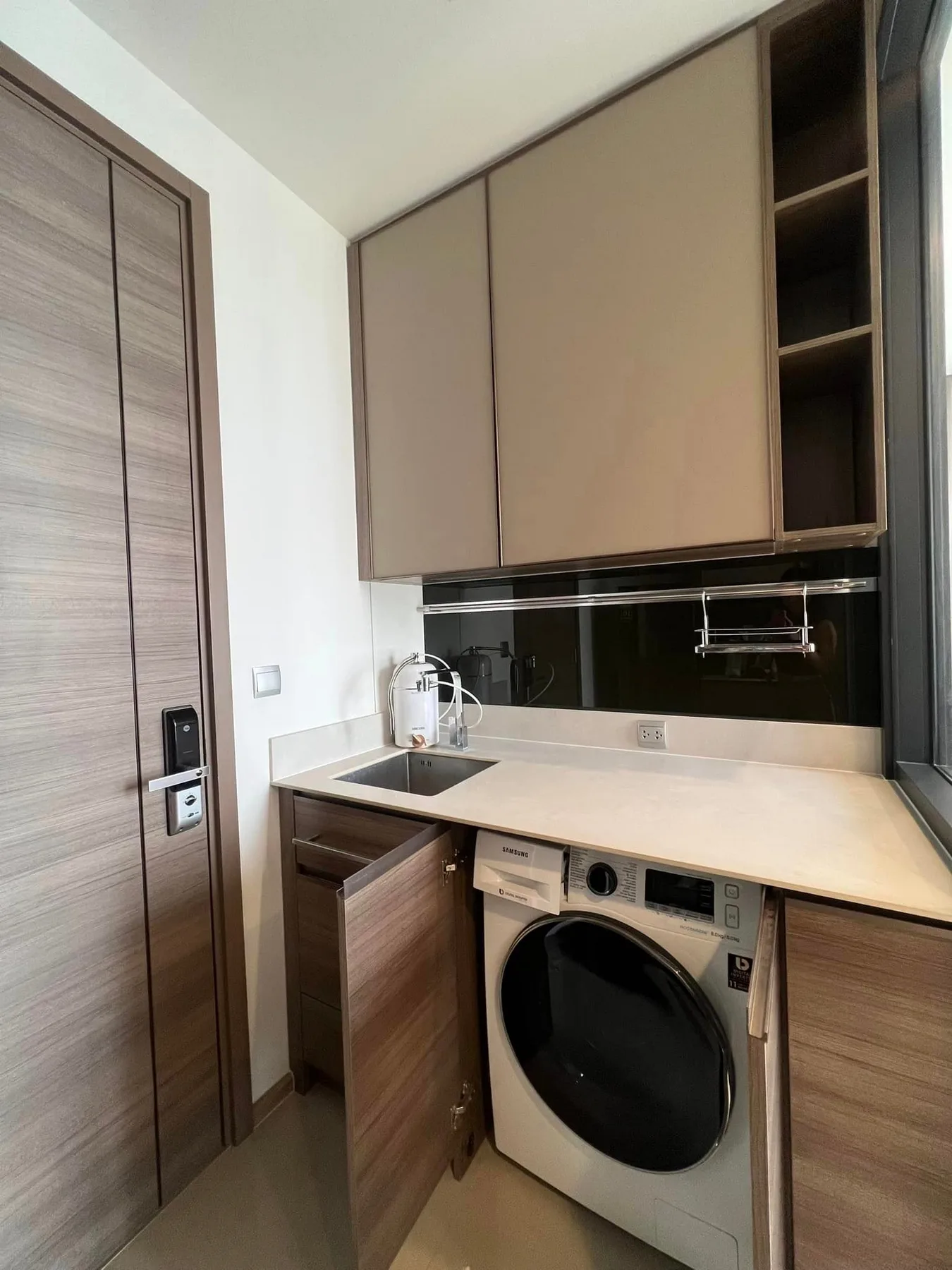 Property photos for THE LINE Phahol - Pradipat