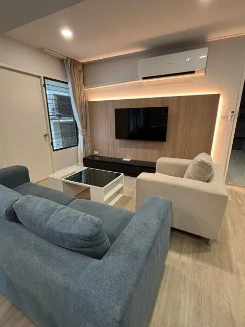 Property photos for Thonglor Tower