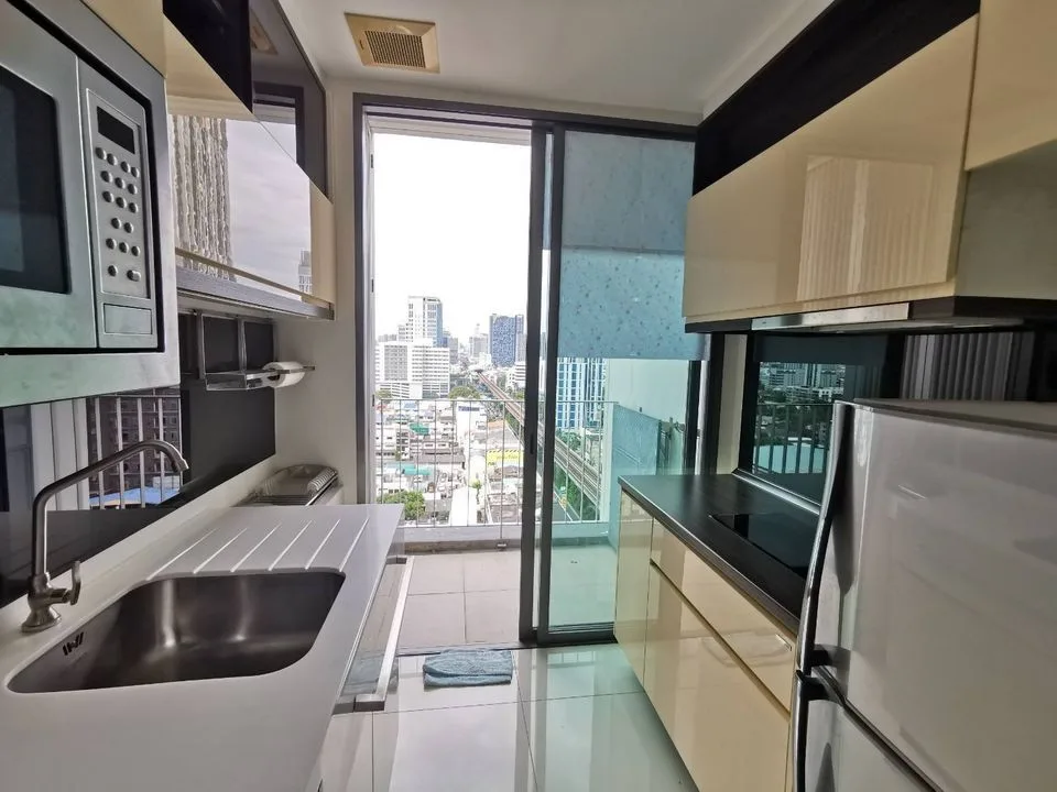 Property photos for The Room Sukhumvit 62
