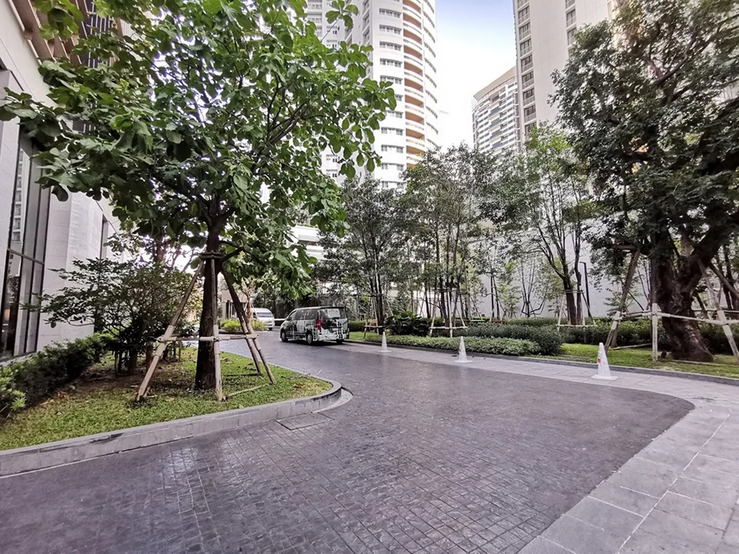 Property photos for Park Origin Phromphong