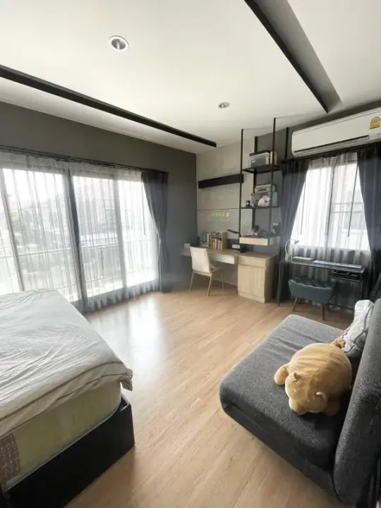 Property photos for The Palm Pattanakarn