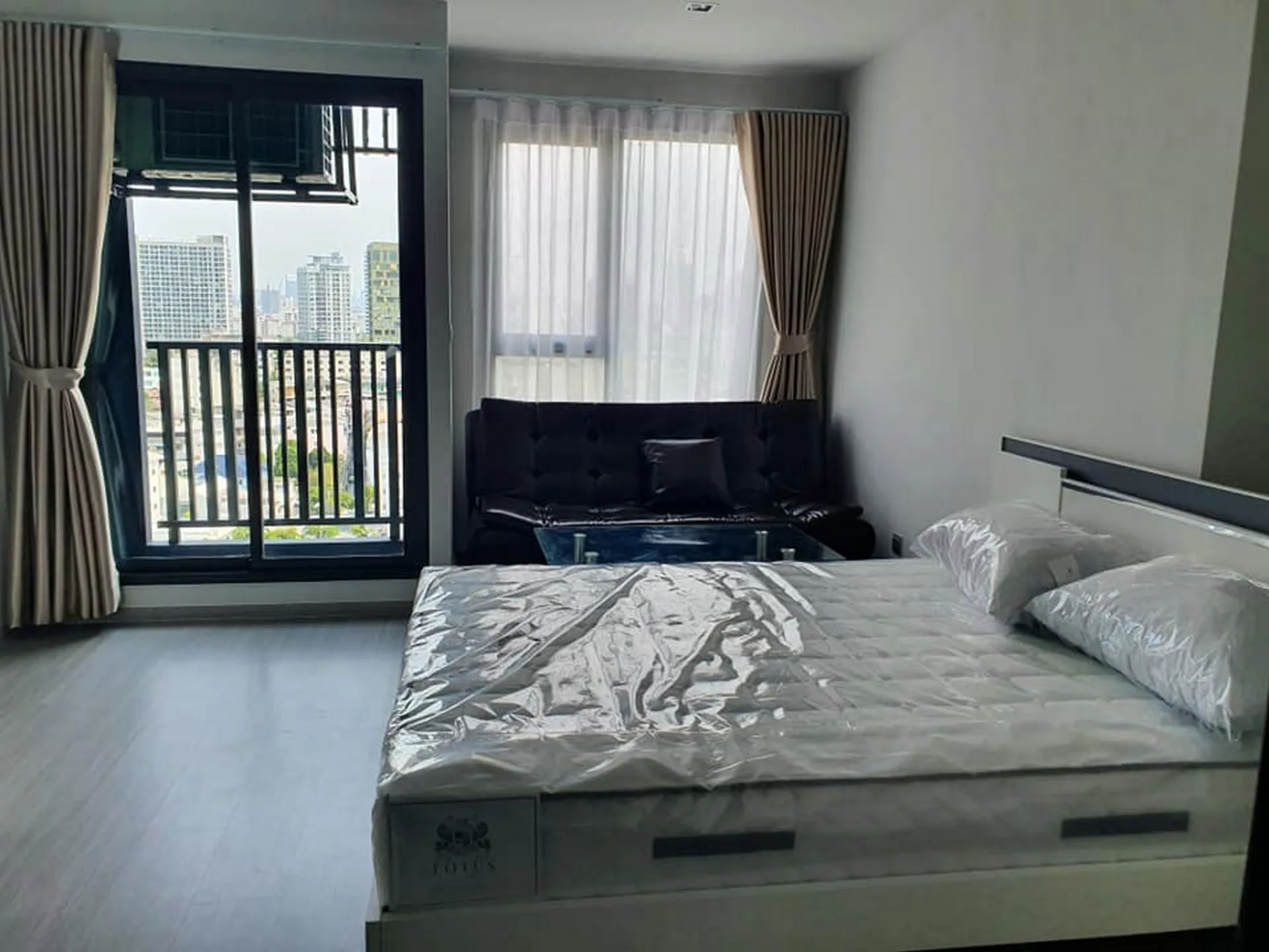 Property photos for Life Ladprao