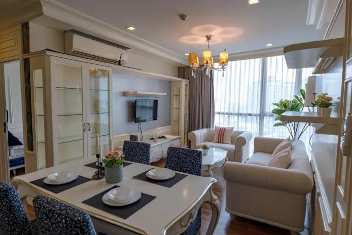 Property photos for Le Luk