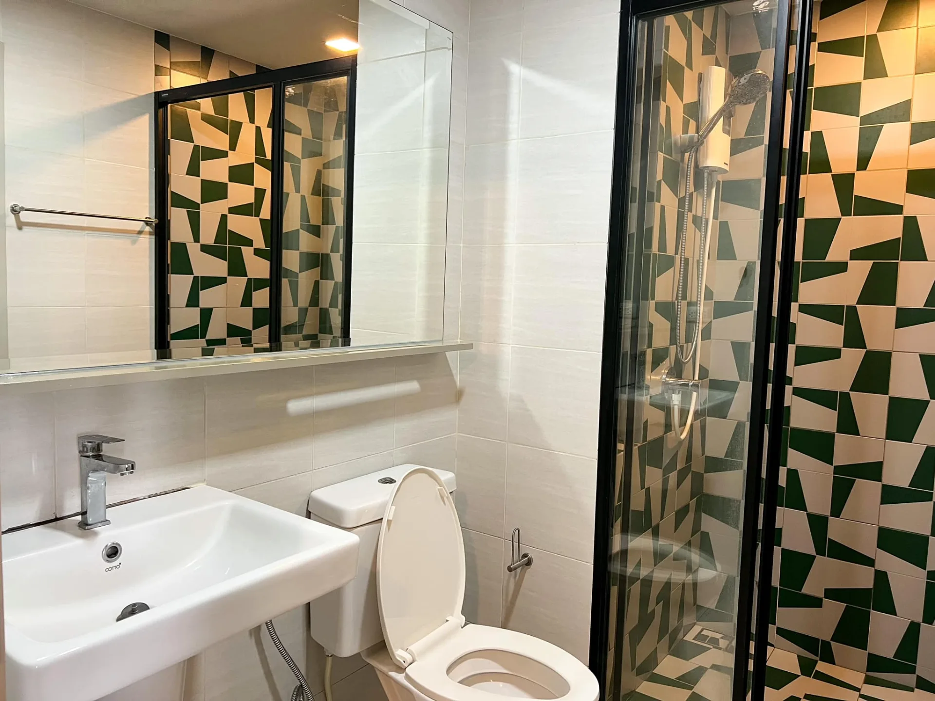 Property photos for THE BASE Sukhumvit 50