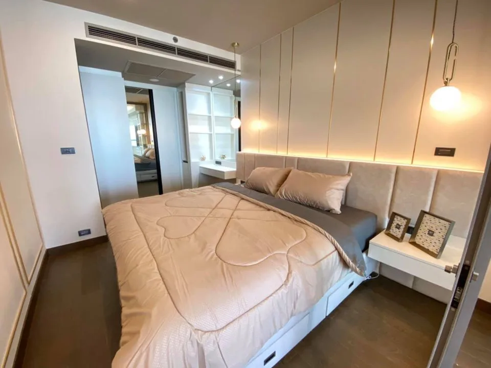 Property photos for Siamese Exclusive Queens