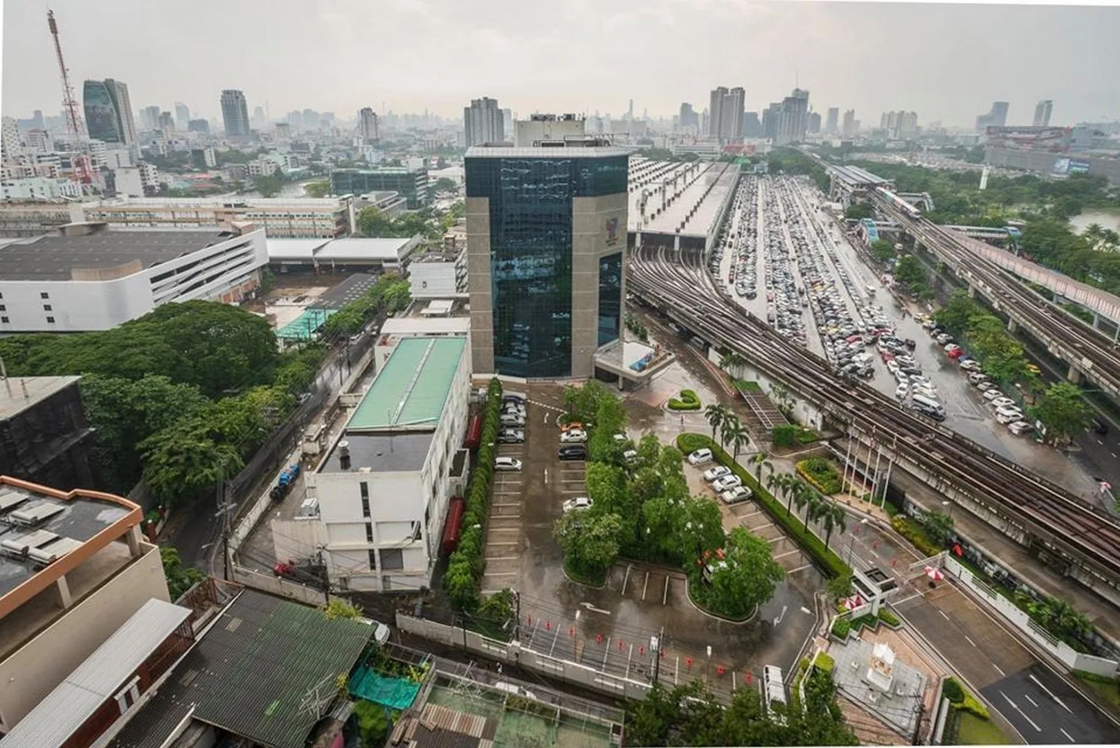 Property photos for THE LINE Jatujak - Mochit