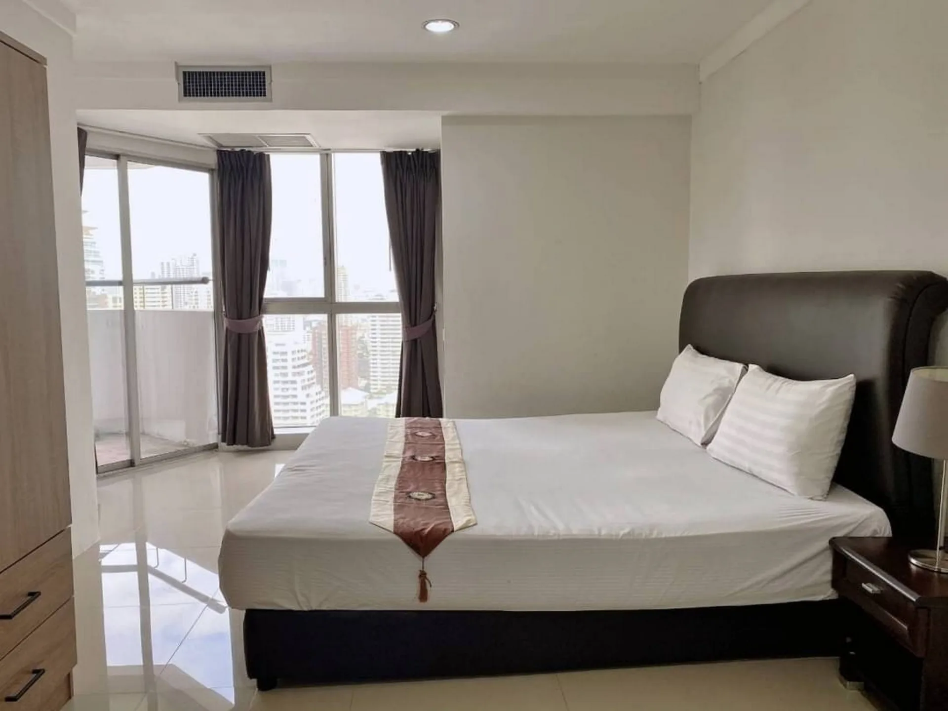 Property photos for The Waterford Diamond