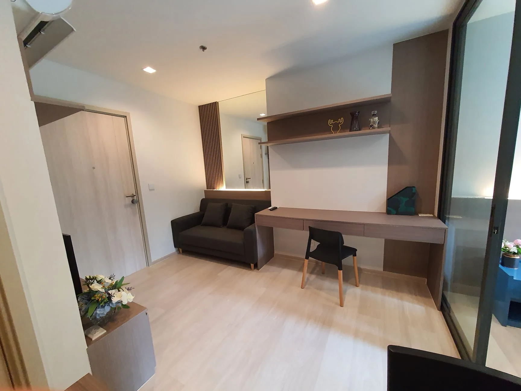 Property photos for Life One Wireless