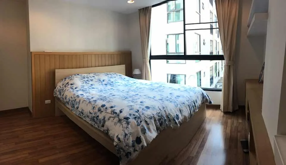 Property photos for Zenith Place Sukhumvit 42