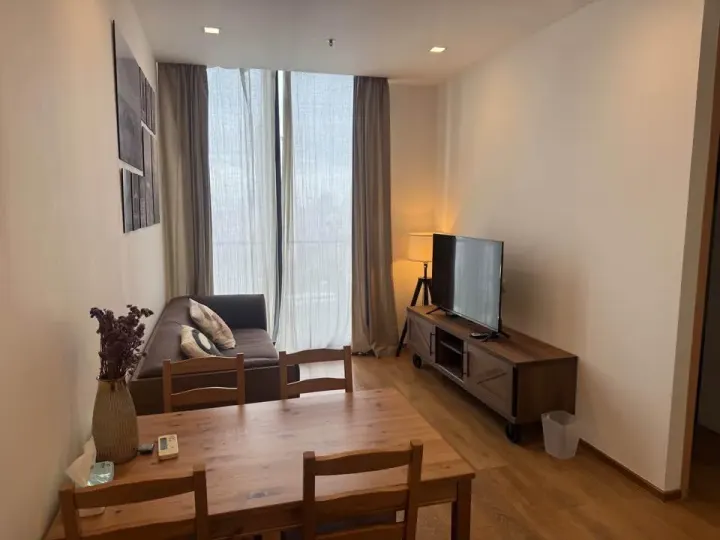 Property photos for Noble BE 33