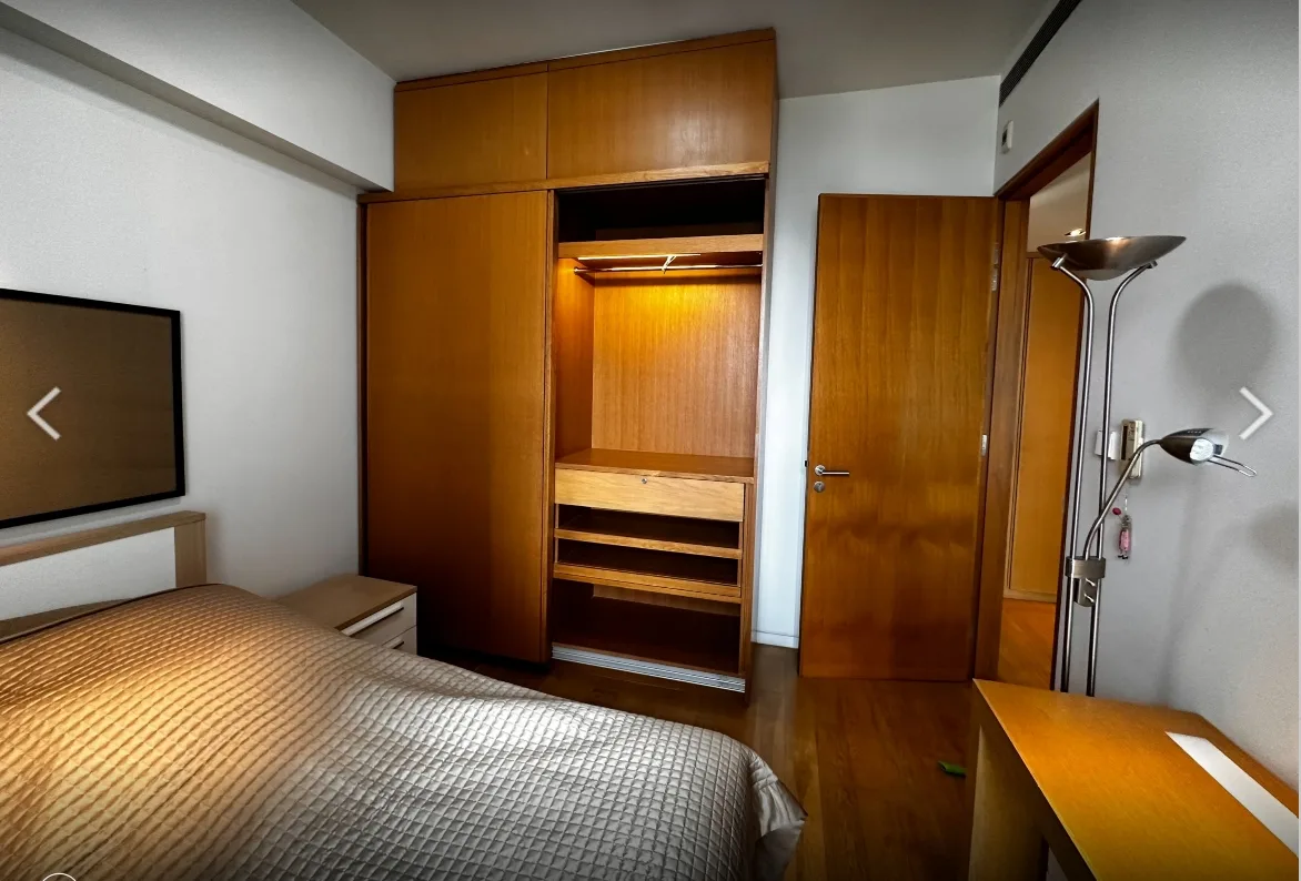Property photos for The Met
