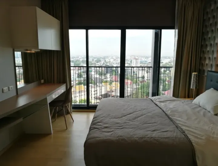 Property photos for Noble Reveal