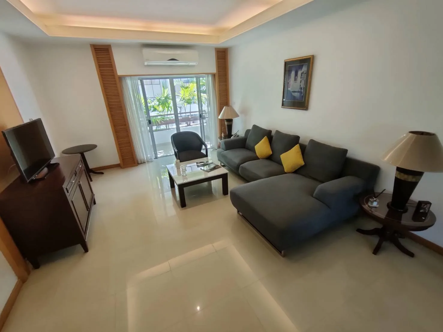 Property photos for Esmeralda Apartments