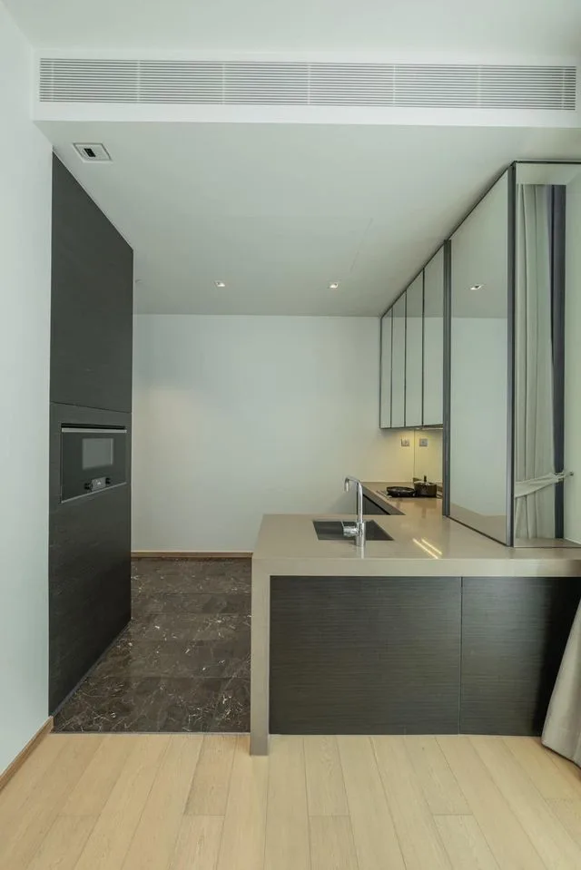 Property photos for 28 Chidlom