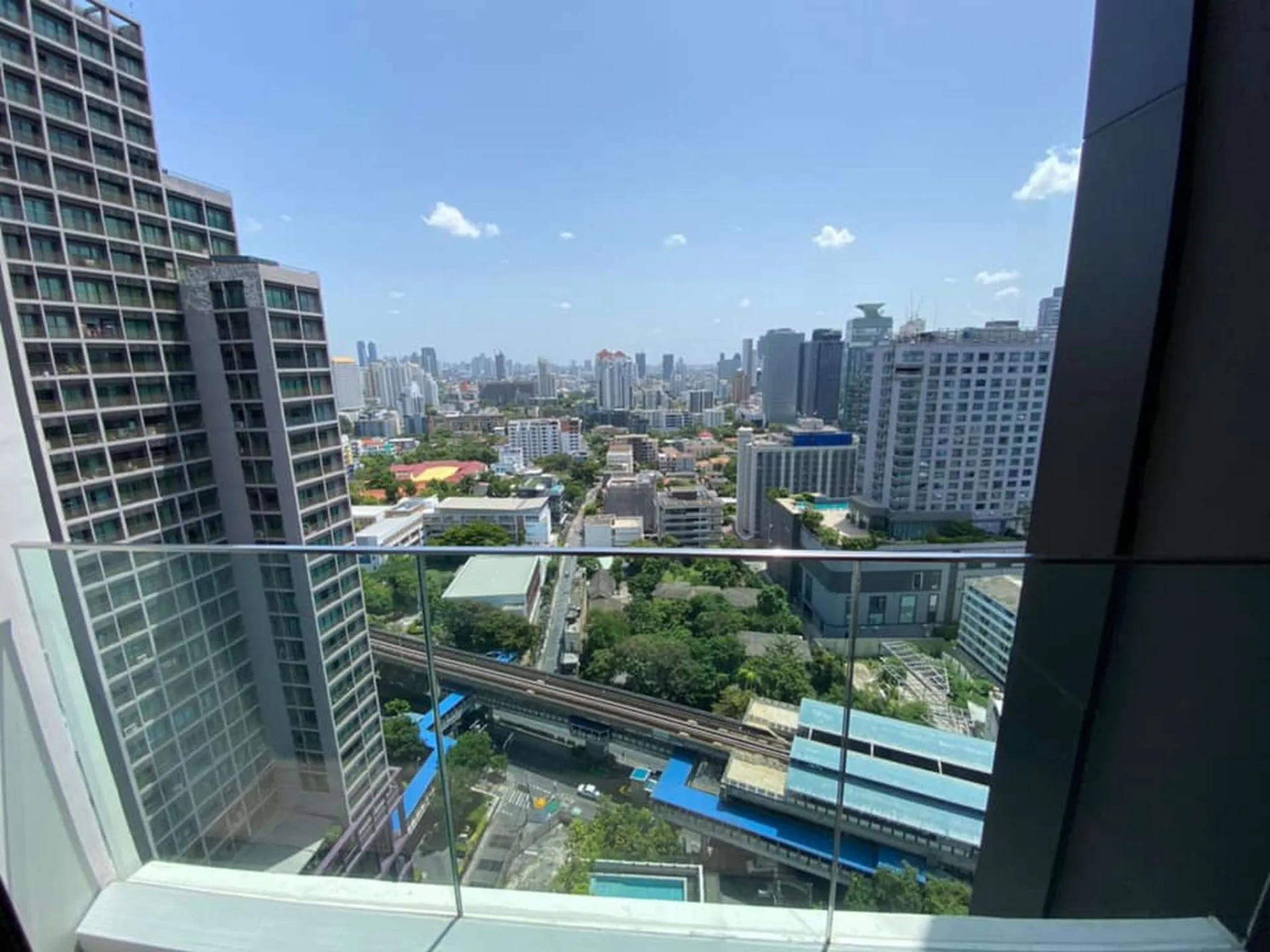 Property photos for The Esse Sukhumvit 36