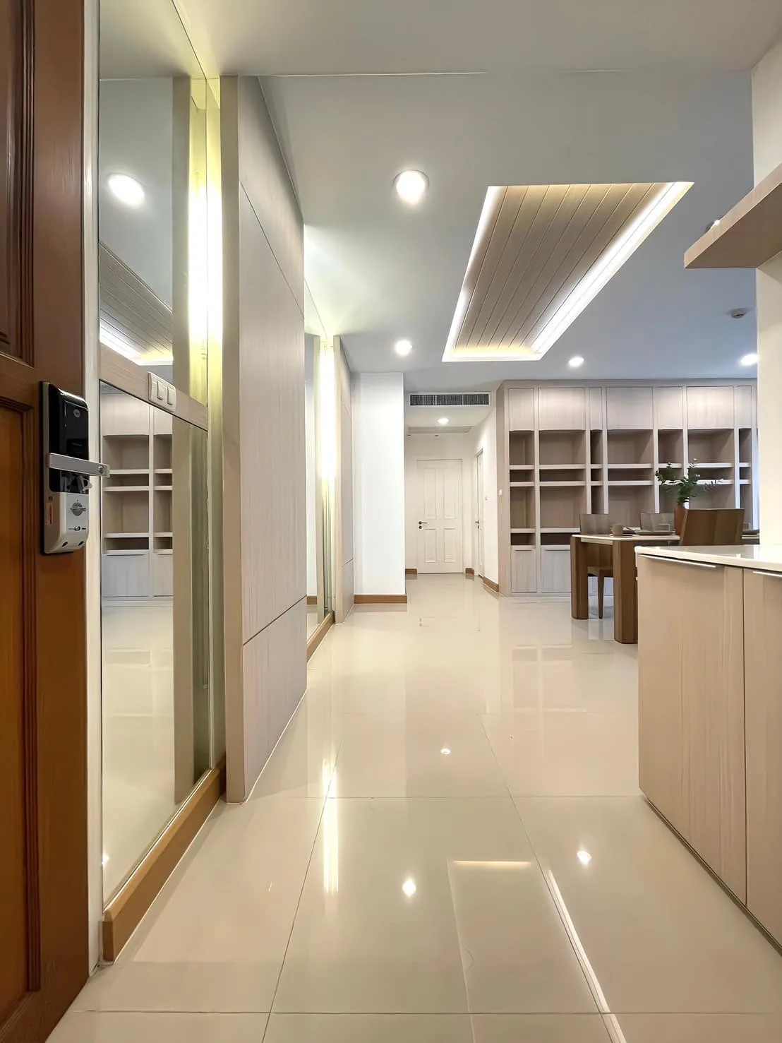 Property photos for The Rise Sukhumvit 39