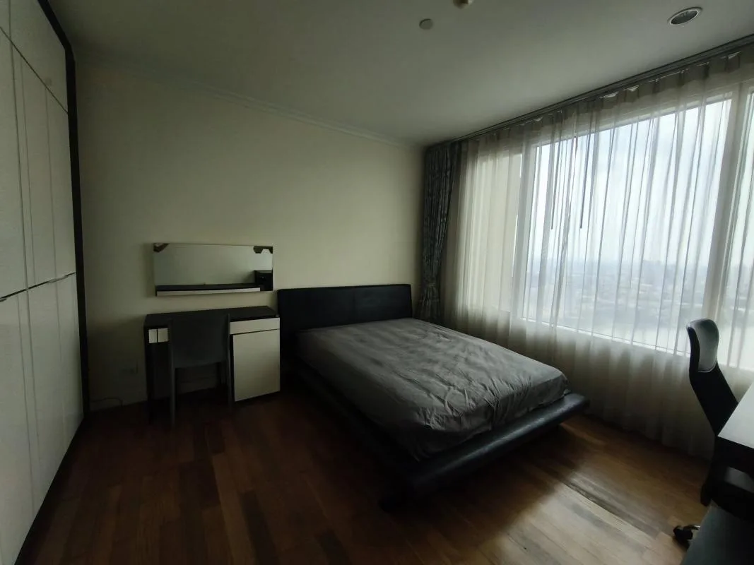 Property photos for Watermark Chaophraya