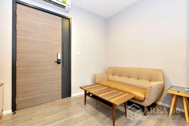Property photos for The Room Sathorn - St.Louis