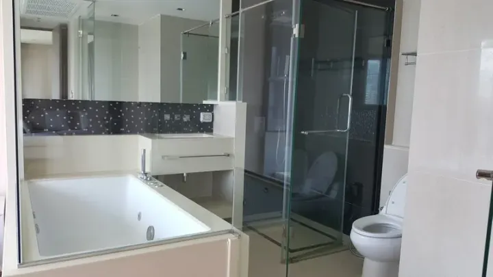 Property photos for The Address Sathorn