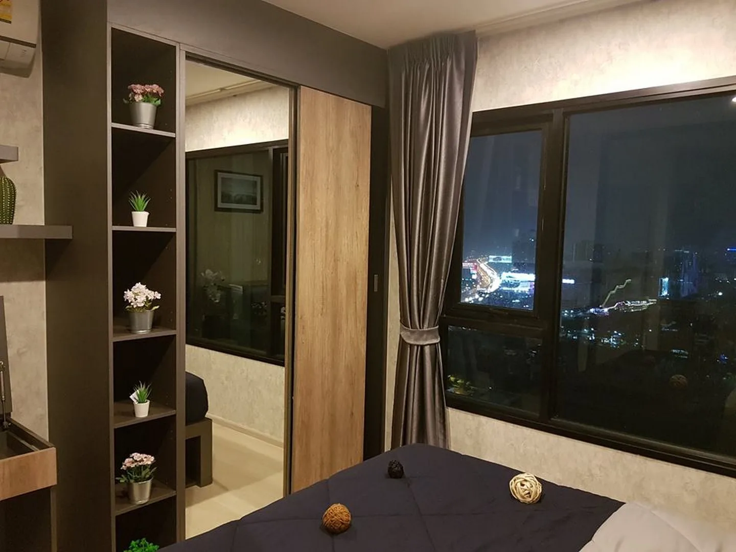 Property photos for Life Asoke
