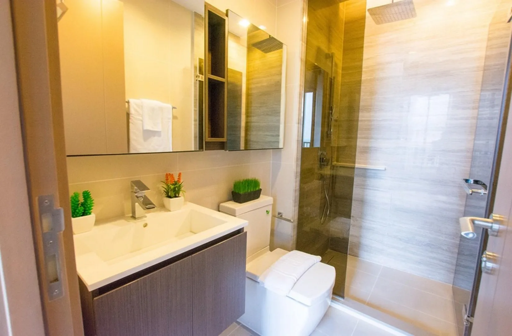 Property photos for The Line Sukhumvit 71