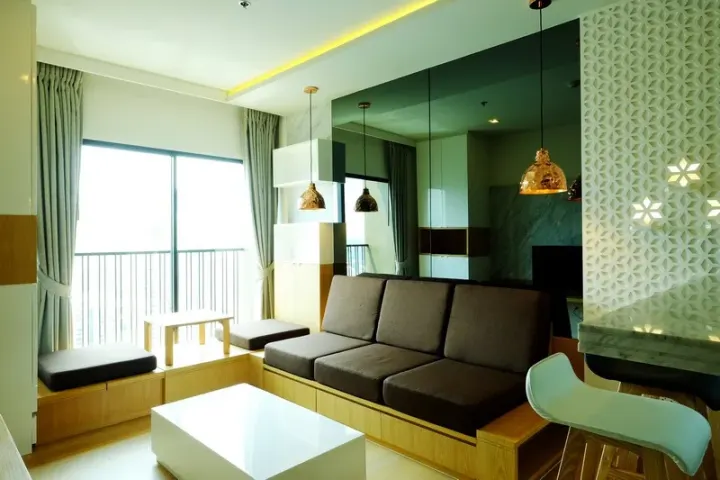 Property photos for Noble Refine