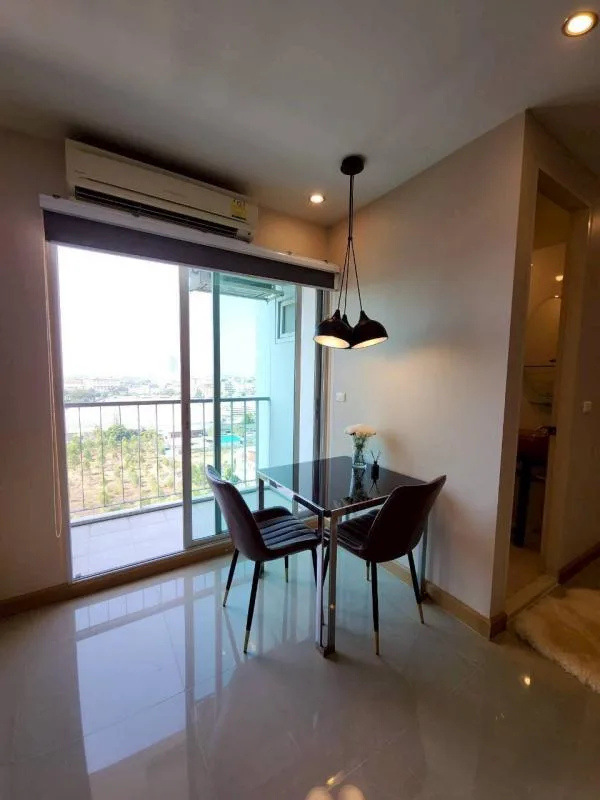 Property photos for The Parkland Srinakarin