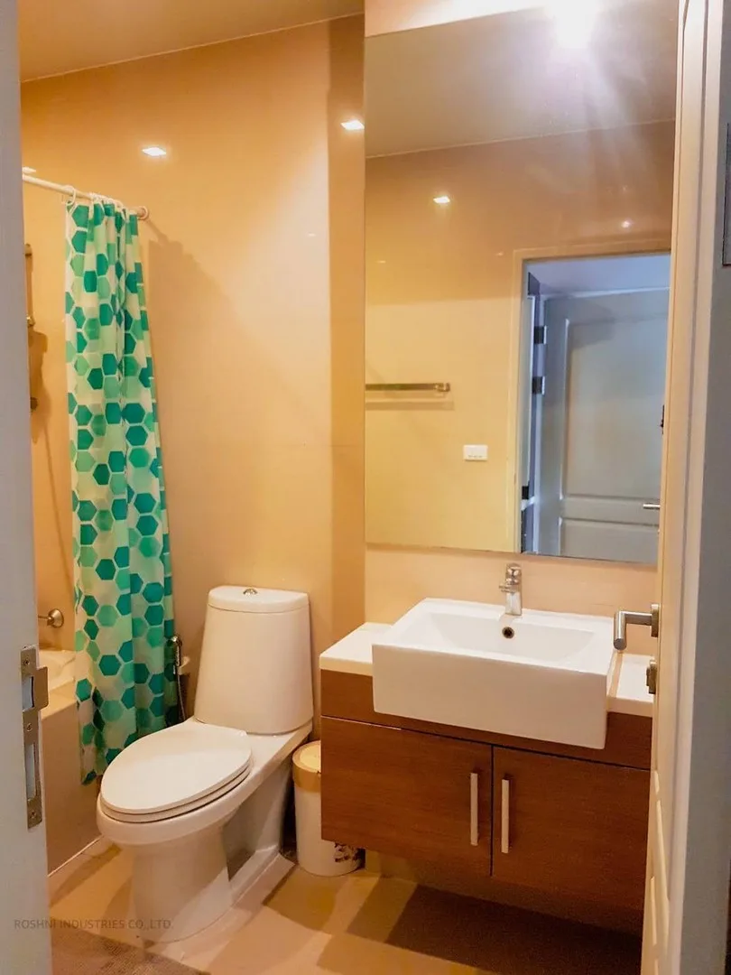 Property photos for Noble Refine