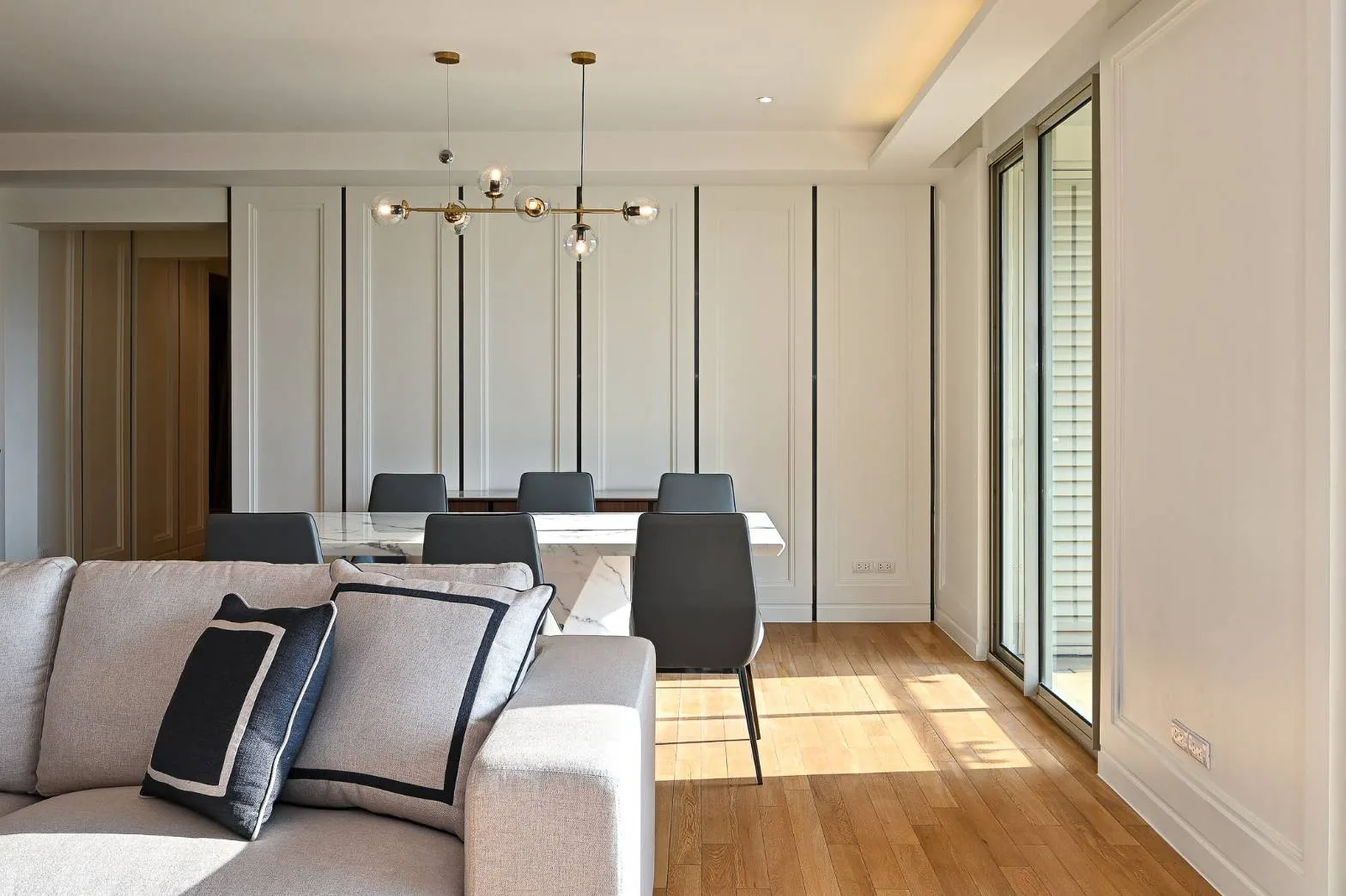 Property photos for The Legend Saladaeng