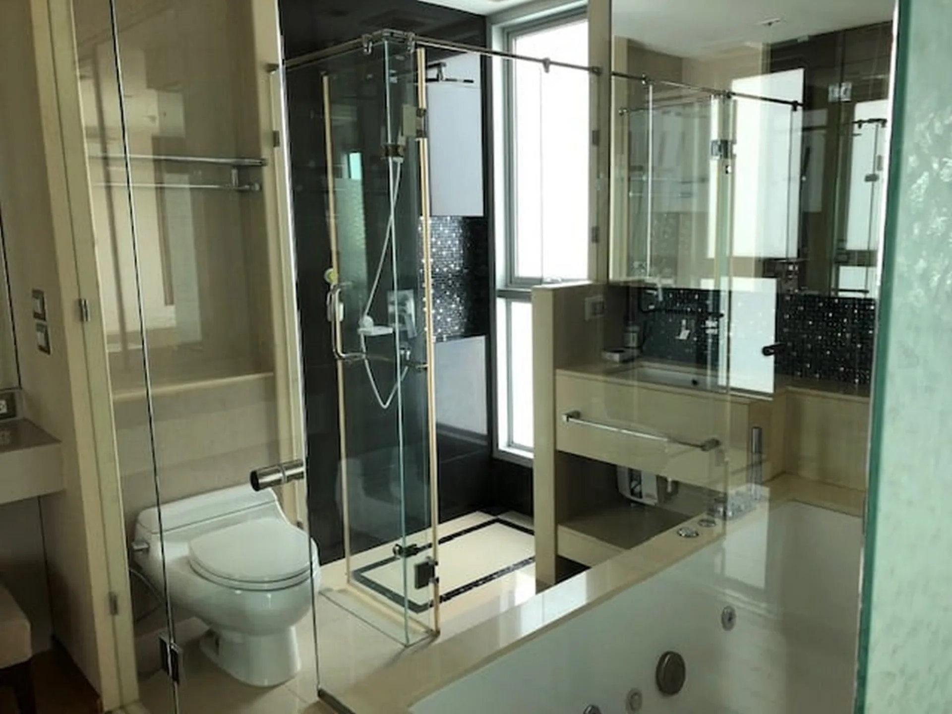 Property photos for The Address Asoke