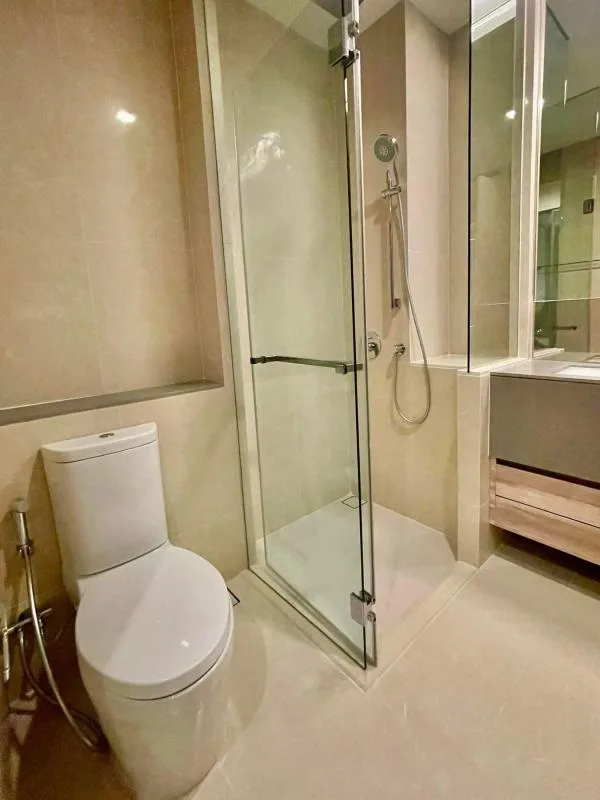 Property photos for The Esse Asoke