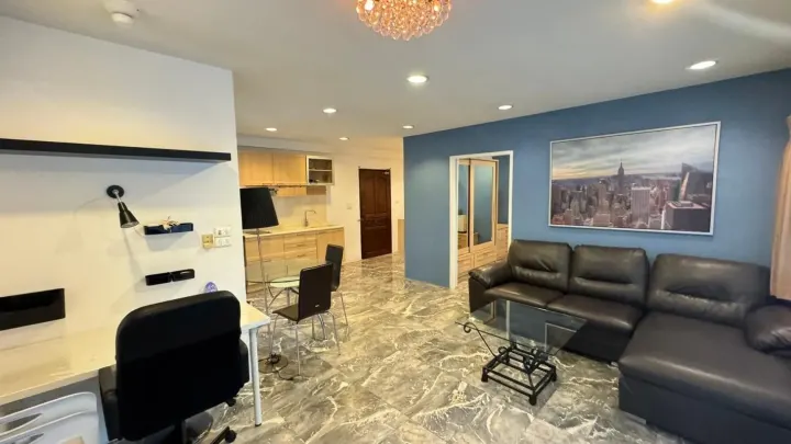 Property photos for Saranjai Mansion