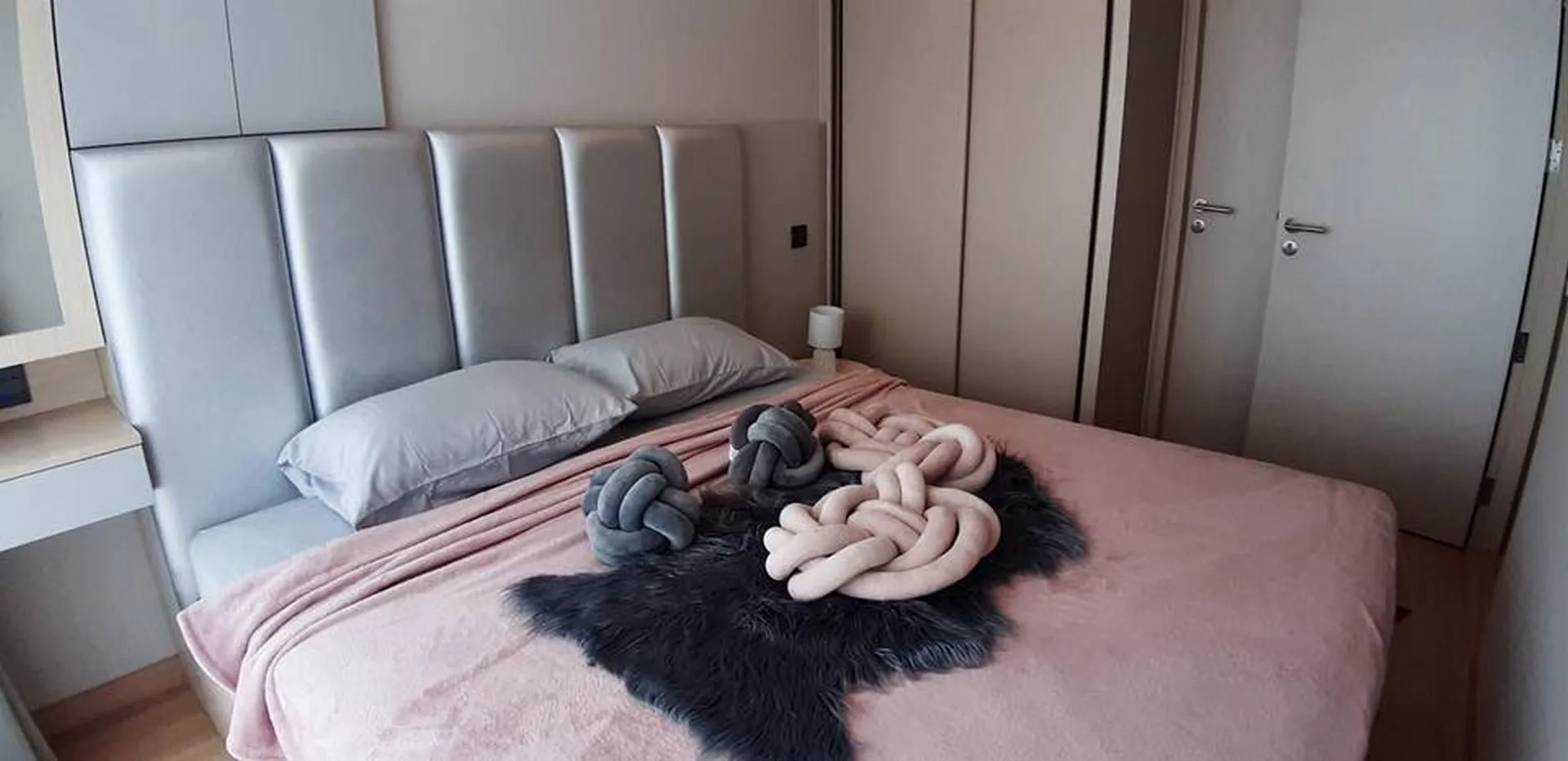 Property photos for Lumpini Suite Phetchaburi - Makkasan