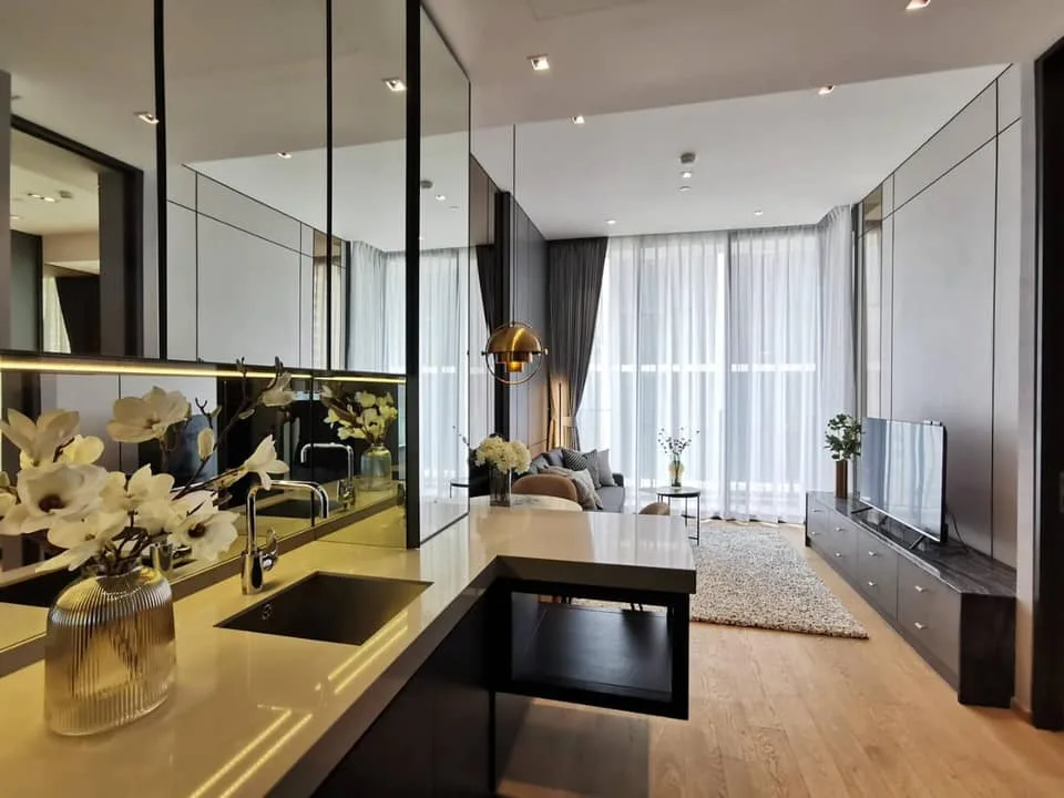 Property photos for 28 Chidlom