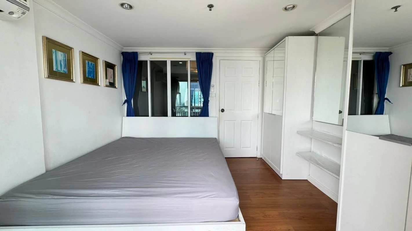 Property photos for Grand Park View Asoke