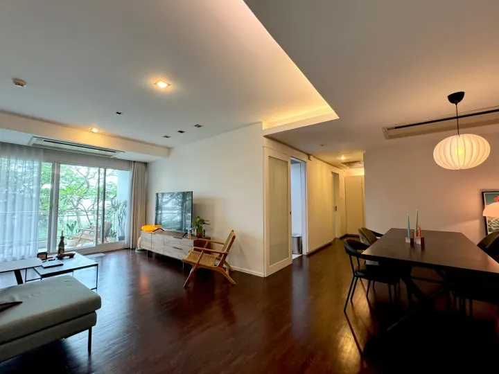 Property photos for Supreme Elegance