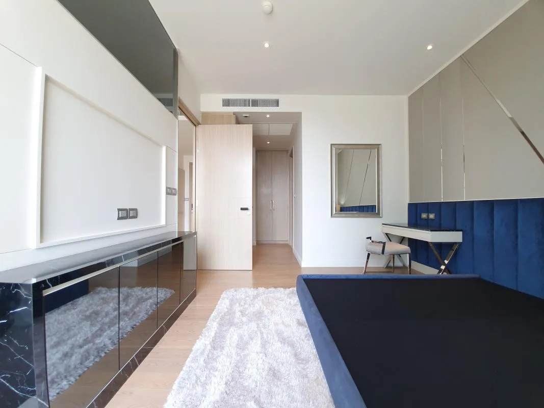 Property photos for Magnolias Waterfront Residences