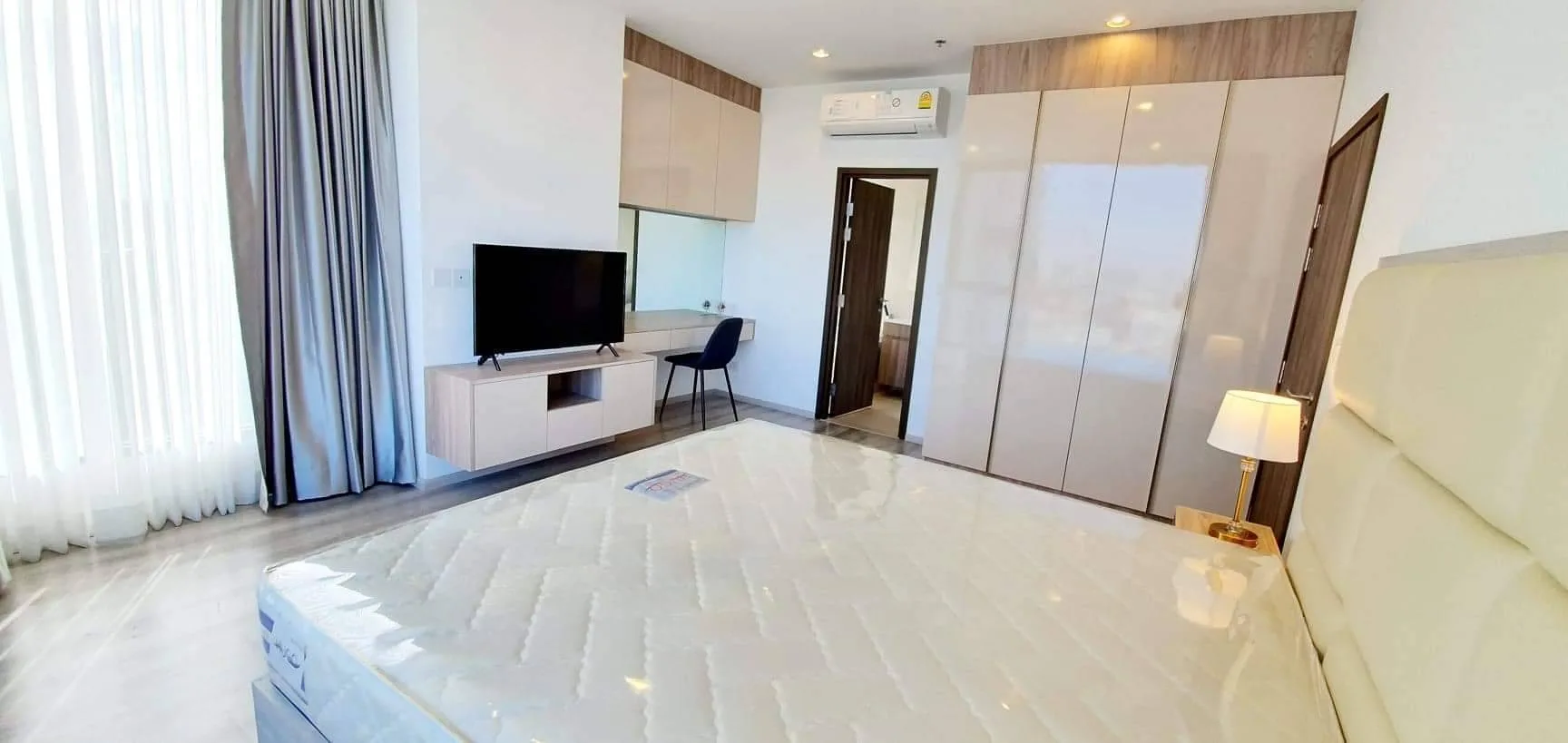 Property photos for IDEO Mobi Sukhumvit 66