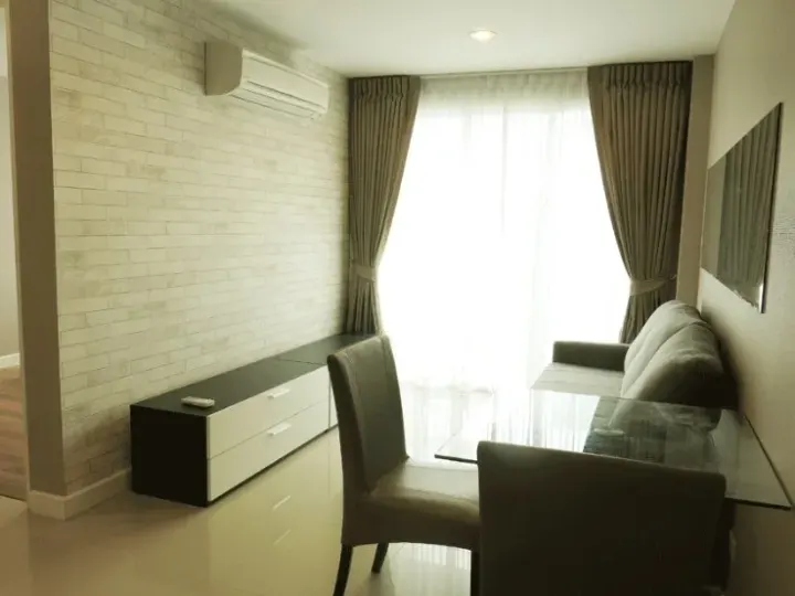 Property photos for The Silk Phaholyothin 3