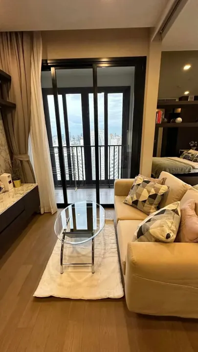 Property photos for Ashton Asoke