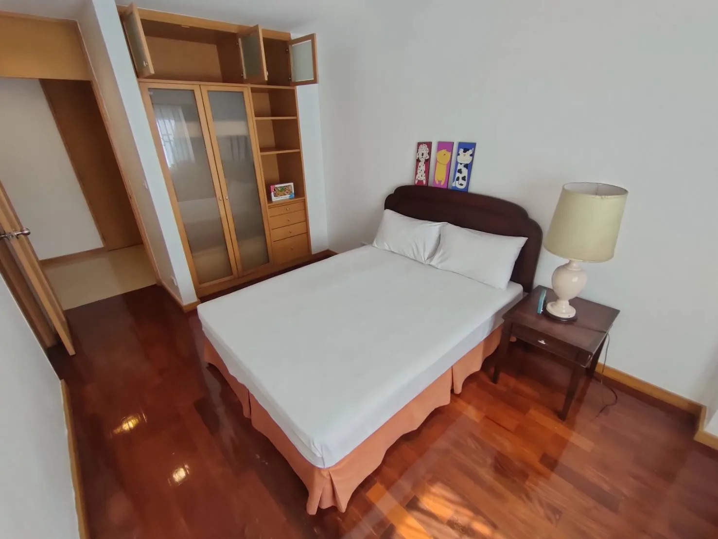 Property photos for Esmeralda Apartments