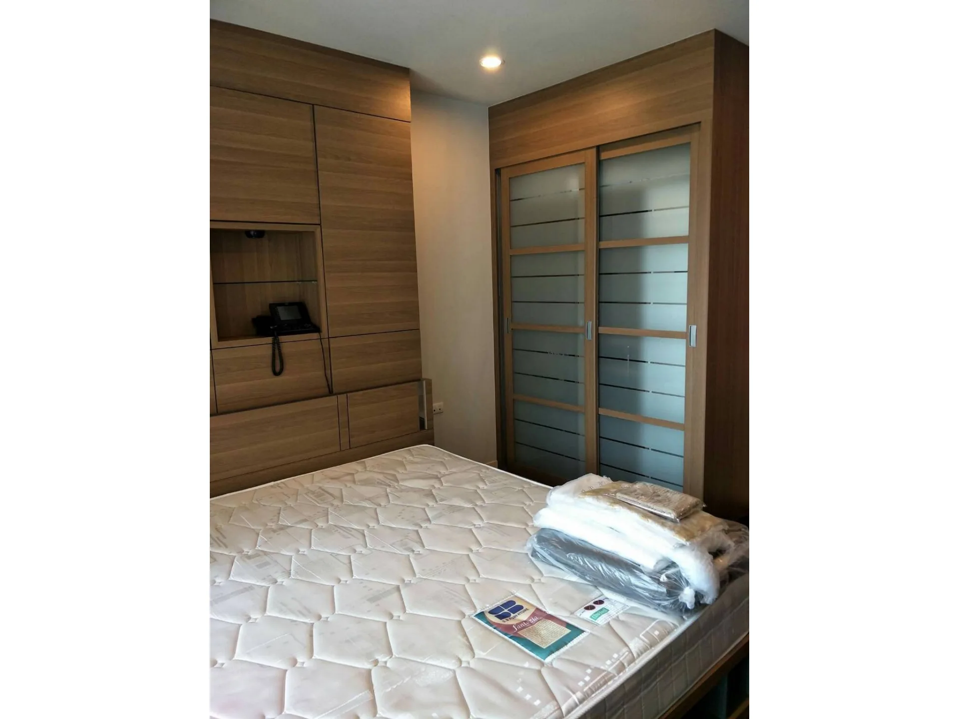 Property photos for Circle Condominium