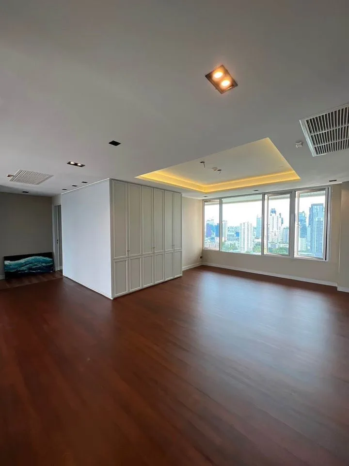 Property photos for Hampton Thonglor 10