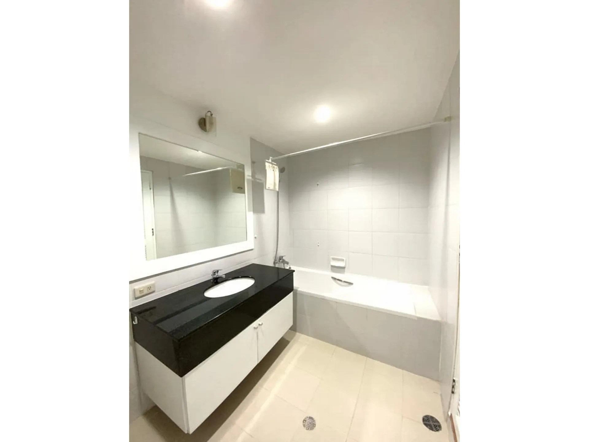 Property photos for Acadamia Grand Tower