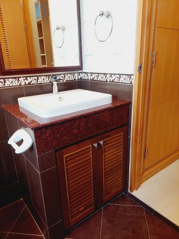 Property photos for Esmeralda Apartments