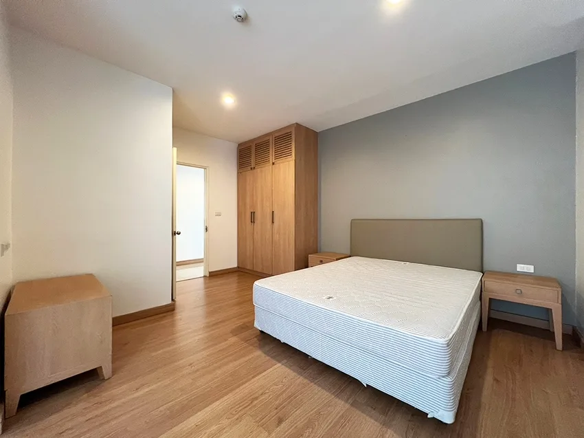 Property photos for Charoenjai Place