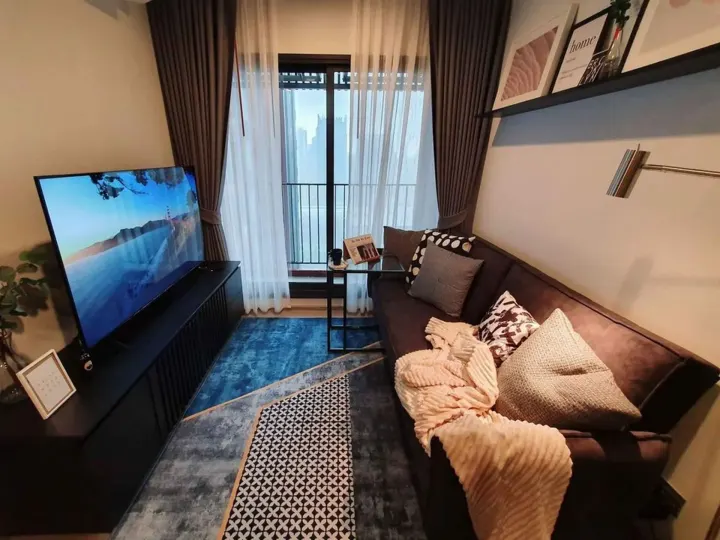 Property photos for Life Asoke Hype