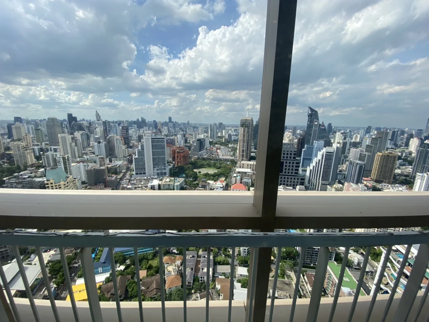 Property photos for Park Origin Phromphong
