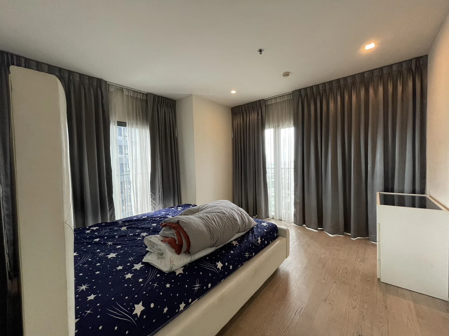 Property photos for Noble Remix
